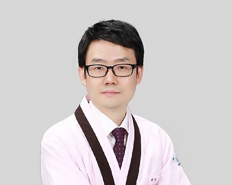 극심한 생리통의 원인이 되는 자궁근종, 방치하지 말고 진단받고 치료받아야  부천 경희보궁한의원 이병훈 원장.jpg